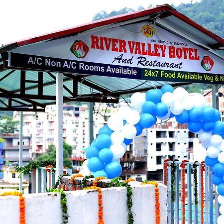 River Valley Hotel Rishīkesh Esterno foto